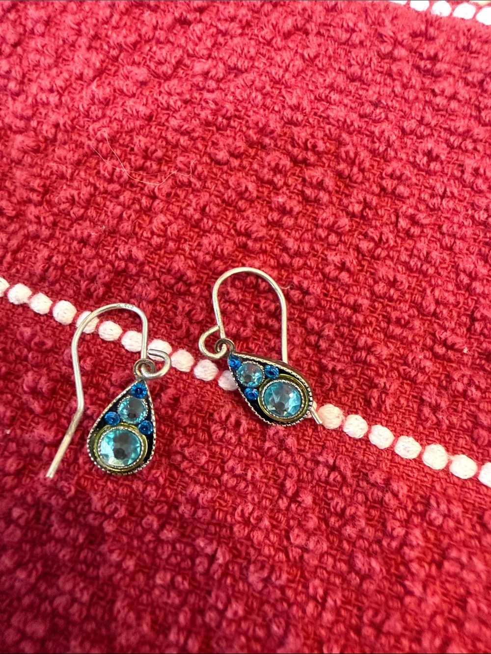 Teardrop Blue Crystal Dangle Earrings - Women Jewelry brand new never worn